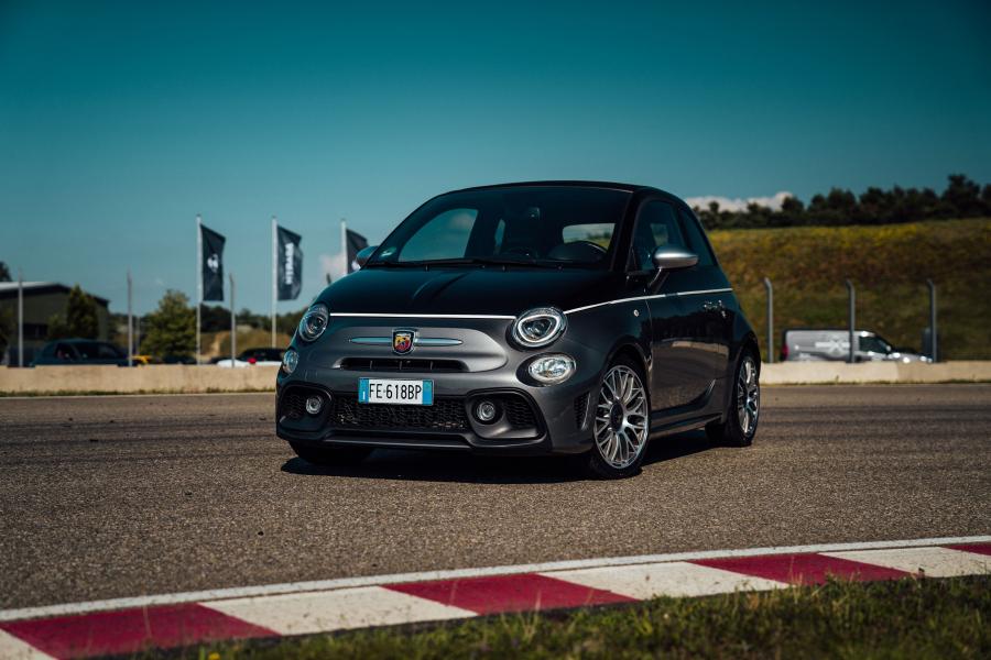  Abarth 595C Turismo (312) 2016 года  (WW) (фото 10 из 31)